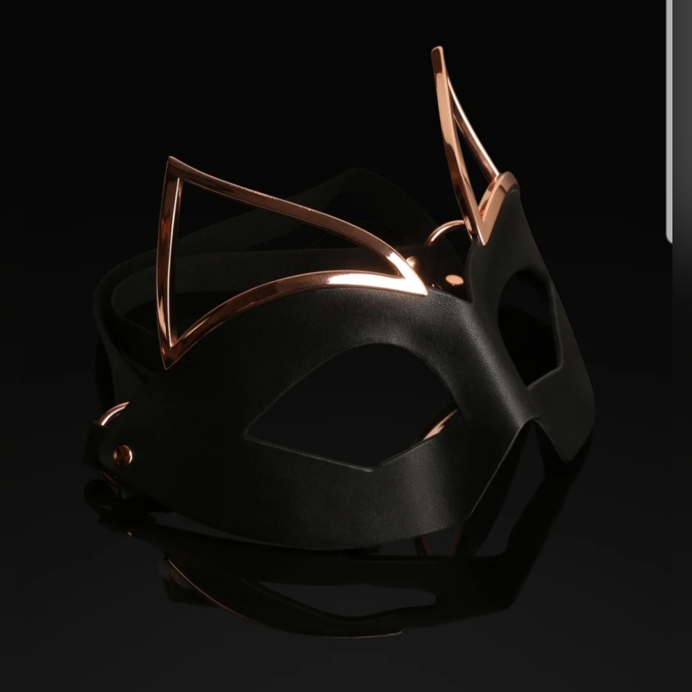 Honey Birdette Leather Fox Mask - Rose Gold RARE!!💥 - Picture 2 of 3